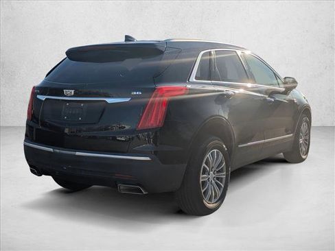 Used 2018 Cadillac XT5 Luxury w/ Driver Awareness Package image 5