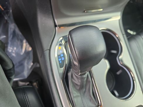 Used 2020 Jeep Grand Cherokee Limited X image 23