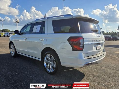 Used 2023 Ford Expedition Platinum image 5