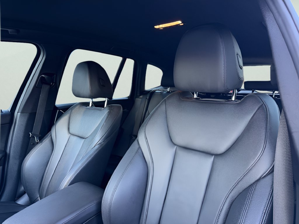 Used 2019 BMW X3 xDrive30i AWD/4WD image 16