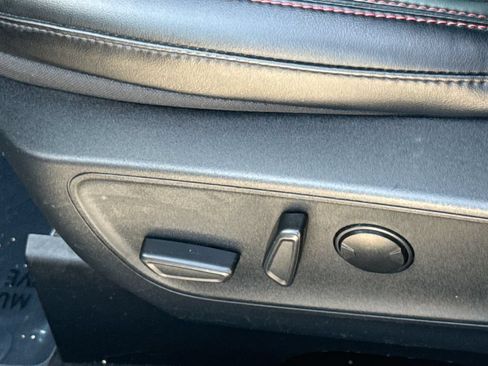Used 2025 Ford Escape ST-Line FWD image 24
