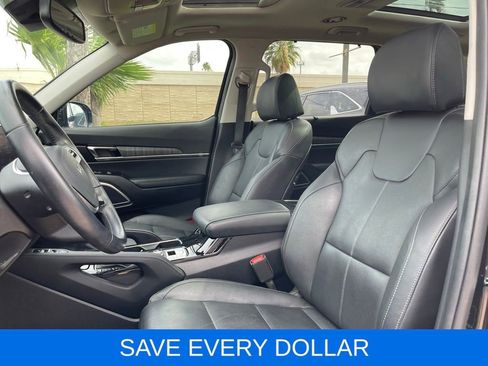 Used 2024 Kia Telluride SX w/ Towing Package FWD image 19