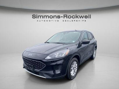 Used 2022 Ford Escape SE w/ Convenience Package