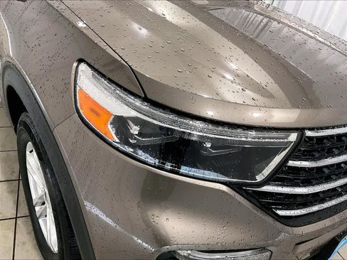 Used 2021 Ford Explorer XLT w/ Equipment Group 202A image 33