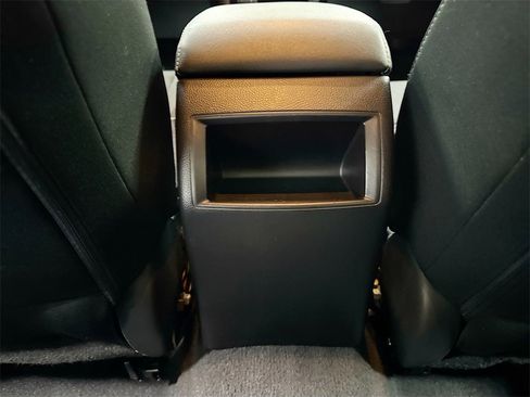 Used 2016 Subaru Legacy 2.5i Premium w/ Popular Package #2 image 35