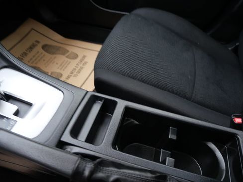 Used 2015 Subaru Impreza 2.0i Premium image 12
