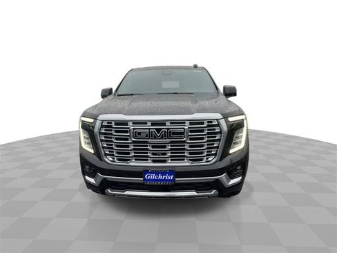 New 2026 GMC Yukon Denali w/ Sun & Power Step Package image 3