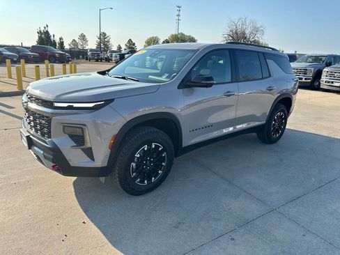 Certified 2026 Chevrolet Traverse Z71 w/ Enhanced Driving Package AWD/4WD image 35