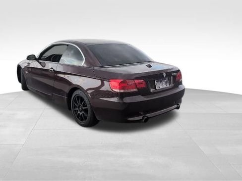 Used 2008 BMW 335i Convertible image 2