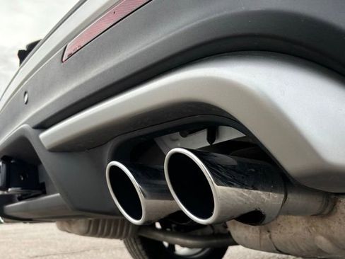 Certified 2025 Ford Explorer Platinum w/ Ultimate Package image 21