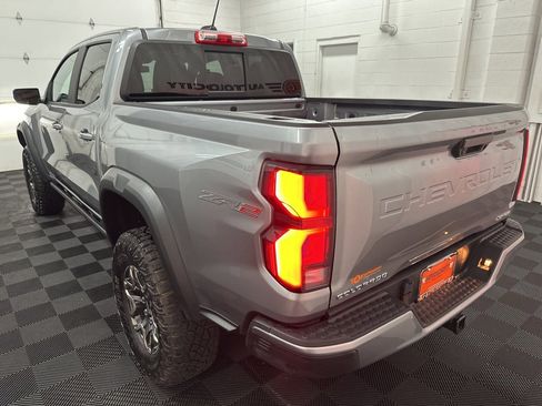 Used 2024 Chevrolet Colorado ZR2 image 7