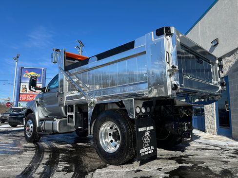 New 2026 Ford F650 2WD Regular Cab Super Duty image 9