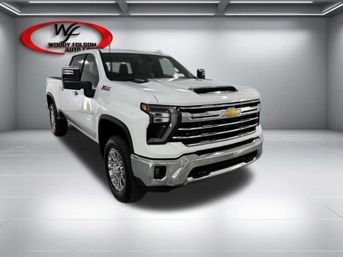 New 2026 Chevrolet Silverado 2500 LTZ w/ LTZ Convenience Package AWD/4WD image 3
