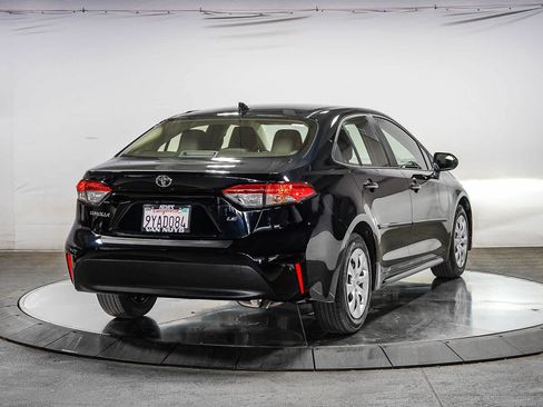 Certified 2026 Toyota Corolla LE FWD image 5