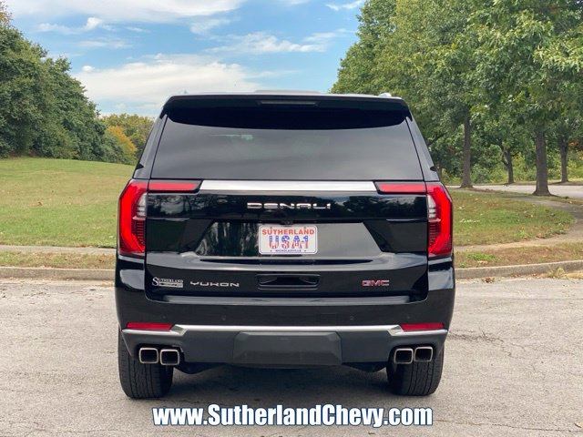 Used 2025 GMC Yukon Denali AWD/4WD image 6