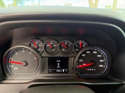 Used 2025 Chevrolet Silverado 2500 Custom w/ Custom Value Package image 28