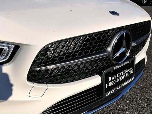 Used 2025 Mercedes-Benz CLA 250 4MATIC image 30