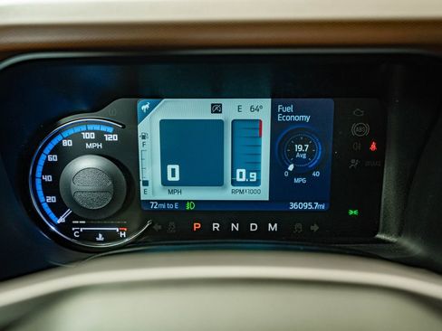 Used 2024 Ford Bronco Outer Banks AWD/4WD image 25
