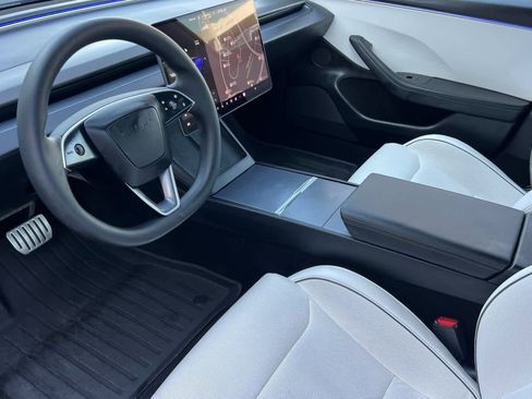 Used 2024 Tesla Model 3 Performance image 11