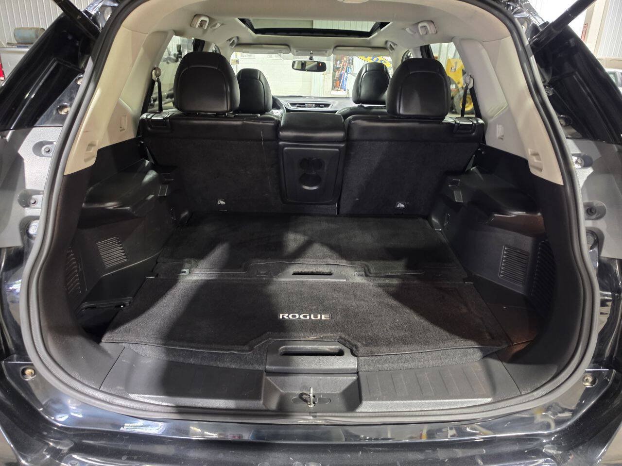 Used 2015 Nissan Rogue SL w/ SL Premium Package AWD/4WD image 27