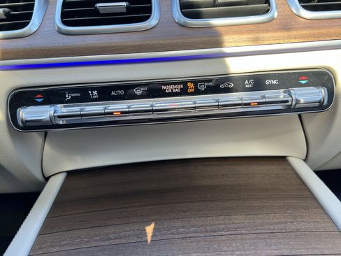 Certified 2021 Mercedes-Benz GLE 350 4MATIC image 30