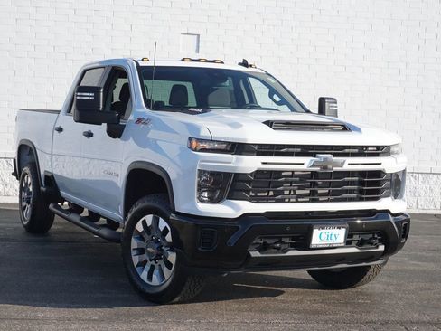 New 2026 Chevrolet Silverado 2500 Custom w/ Custom Convenience Package AWD/4WD image 4