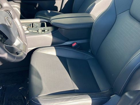 Certified 2025 Lexus TX 350 AWD w/ Technology Package image 32