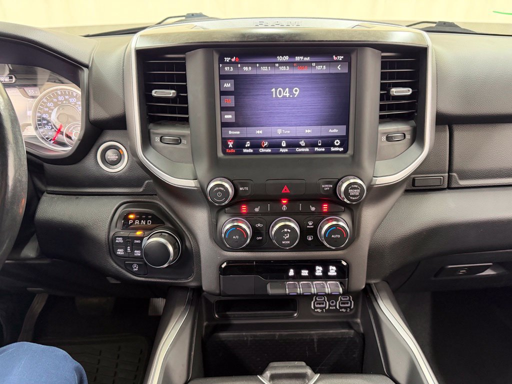 Used 2020 RAM 1500 Big Horn AWD/4WD image 23