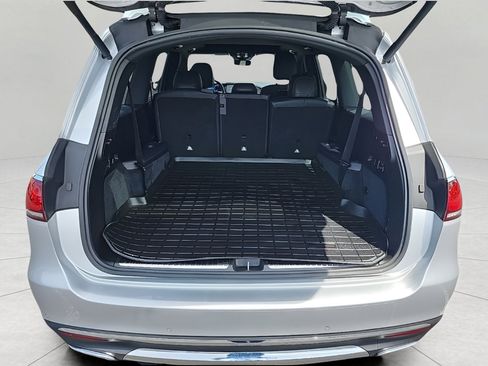 Used 2020 Mercedes-Benz GLS 450 4MATIC image 11