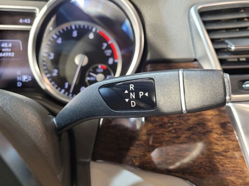 Used 2014 Mercedes-Benz ML 350 2WD w/ Premium 1 Package image 27