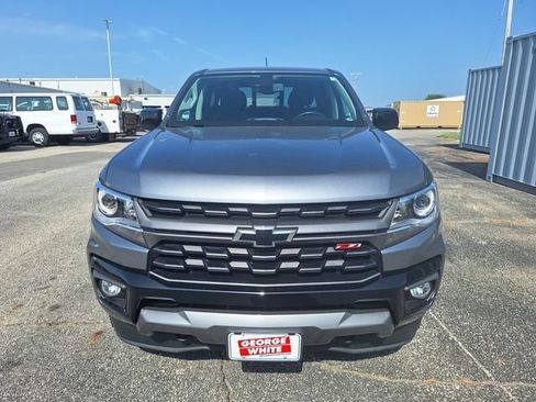 Used 2021 Chevrolet Colorado Z71 w/ Safety Package AWD/4WD image 9