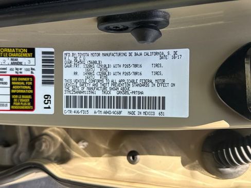 Used 2017 Toyota Tacoma TRD Off-Road AWD/4WD image 22