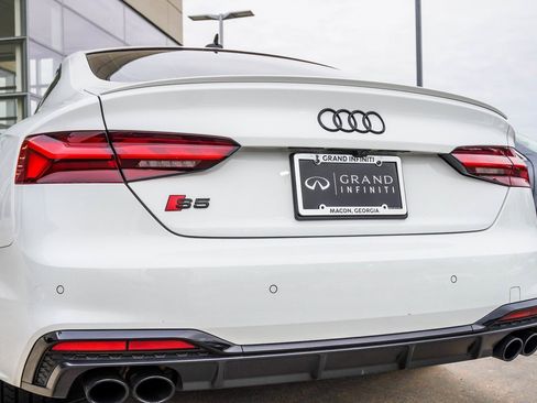 Used 2023 Audi S5 Premium Plus image 11