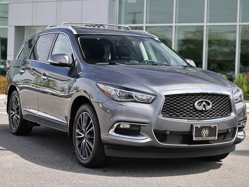 Used 2019 INFINITI QX60 Luxe w/ Sensory Package AWD/4WD image 2