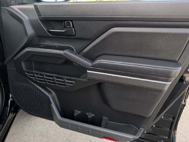 Certified 2024 Toyota Tacoma SR5 AWD/4WD image 30