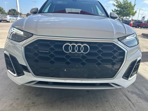 Used 2024 Audi Q5 2.0T Premium Plus AWD/4WD image 2