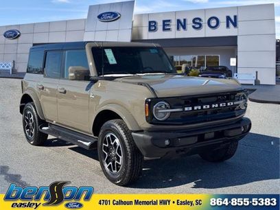New 2025 Ford Bronco Outer Banks