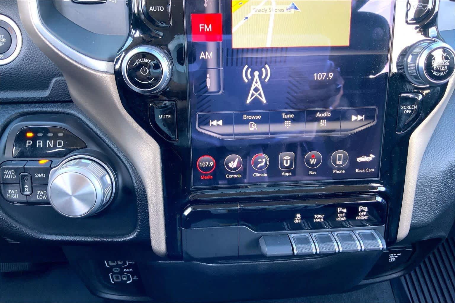Used 2019 RAM 1500 Laramie AWD/4WD image 33