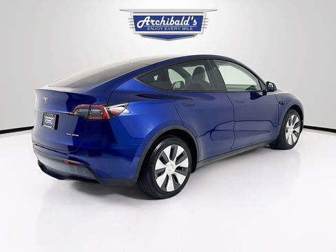 Used 2024 Tesla Model Y Long Range image 6