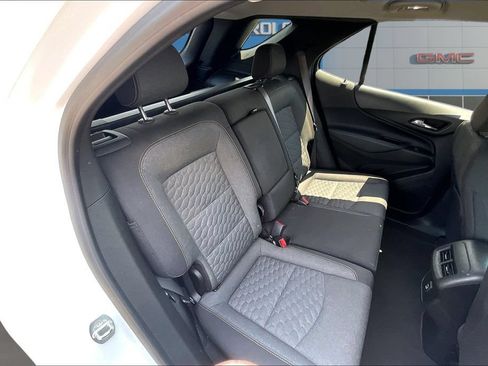 Used 2021 Chevrolet Equinox LT w/ Driver Convenience Package FWD image 25