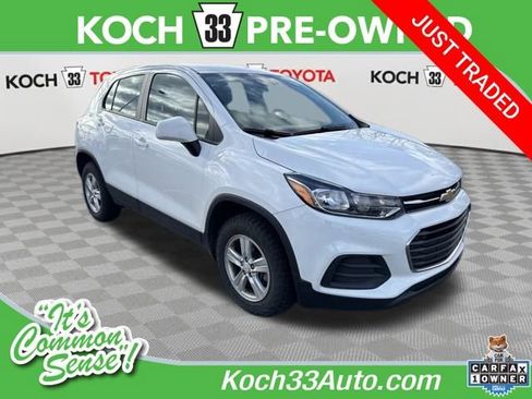 Used 2021 Chevrolet Trax LS image 1