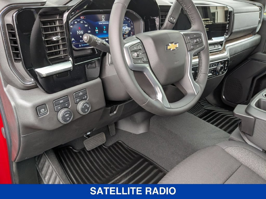 New 2025 Chevrolet Silverado 1500 LT AWD/4WD image 15
