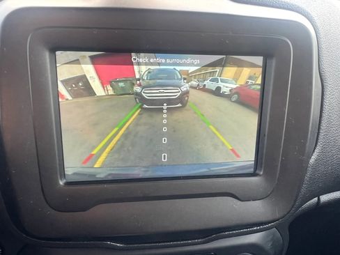 Used 2020 Jeep Renegade Limited AWD/4WD image 20