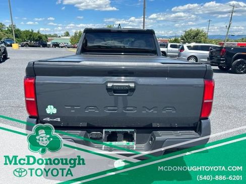 Certified 2025 Toyota Tacoma SR5 AWD/4WD image 4