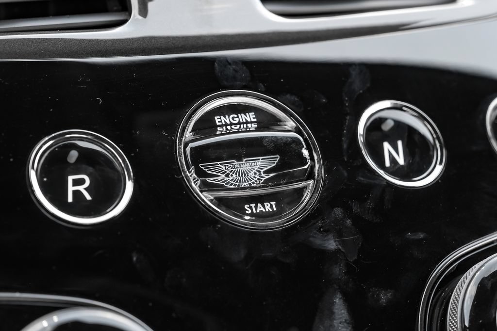 Used 2016 Aston Martin Vanquish Coupe RWD image 15