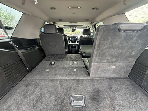 Used 2019 Cadillac Escalade Luxury image 5