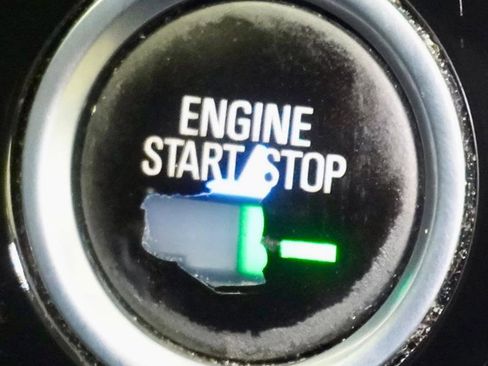 Used 2018 Buick Encore Premium image 37