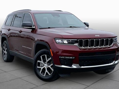 Used 2025 Jeep Grand Cherokee L Limited w/ Luxury Tech Group II AWD/4WD image 3