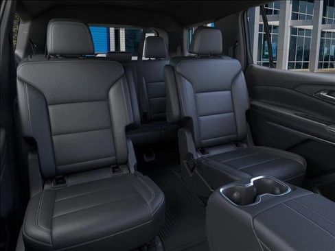 New 2025 Chevrolet Traverse LT w/ LPO, Floor Liner Package image 17