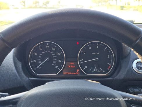 Used 2010 BMW 128i Convertible image 13